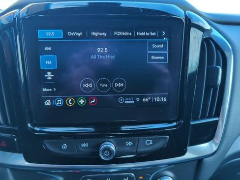 Used 2023 Chevrolet Traverse LT AWD/4WD image 18
