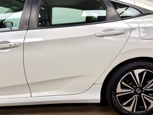 Used 2017 Honda Civic EX-L image 9