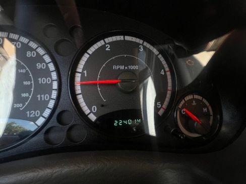 Used 2006 Jeep Liberty Sport AWD/4WD image 14