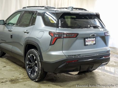 New 2026 Chevrolet Equinox RS w/ LPO, Floor Liner Package image 7