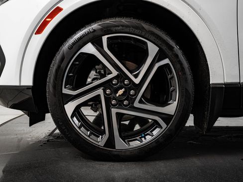 Used 2024 Chevrolet Equinox EV LT w/ LPO, Active Package image 13