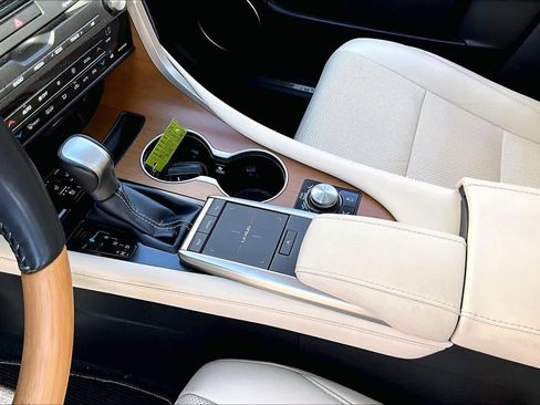 Used 2021 Lexus RX 350 AWD w/ Premium Package image 17