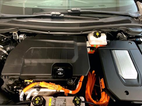 Used 2016 Cadillac ELR image 30