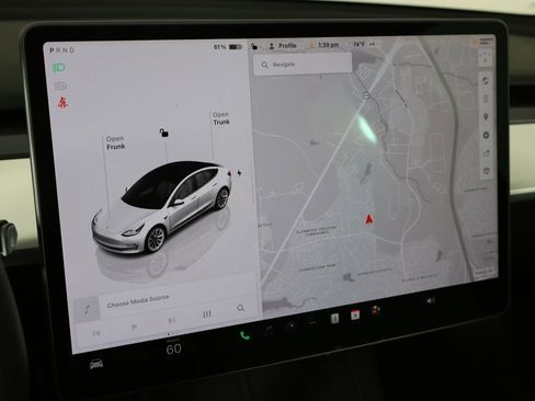 Used 2022 Tesla Model 3 Long Range AWD/4WD image 37
