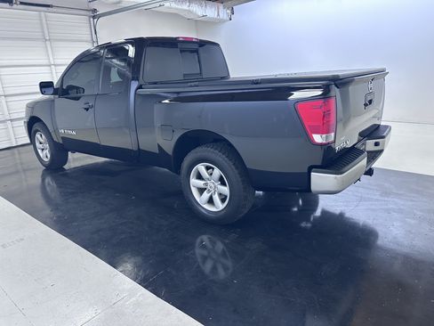 Used 2014 Nissan Titan S w/ S Popular Equipment Package RWD image 10