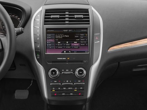 Used 2017 Lincoln MKC Reserve FWD image 10