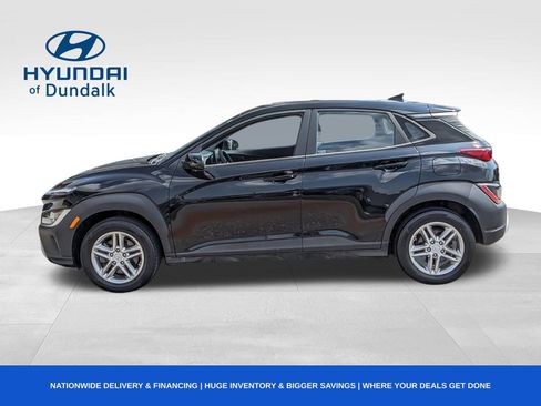 Used 2022 Hyundai Kona SE image 4
