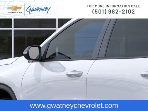 New 2026 Chevrolet Traverse LT w/ Midnight/Sport Edition FWD image 12
