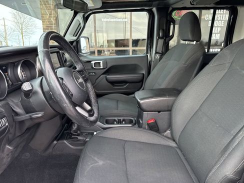 Used 2019 Jeep Wrangler Unlimited Sport S image 42
