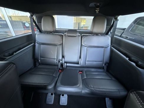 New 2025 Ford Expedition Max Platinum w/ Stealth Appearance Package image 24