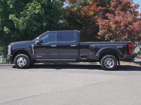Certified 2024 Ford F350 Limited w/ FX4 Off-Road Package AWD/4WD image 19