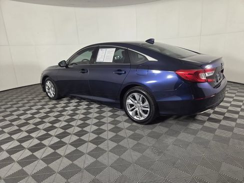 Used 2018 Honda Accord LX image 6