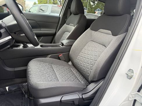 New 2026 Nissan Kicks SV image 12