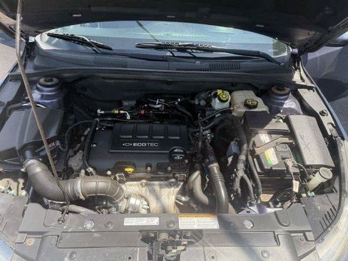 Used 2014 Chevrolet Cruze LT FWD image 8
