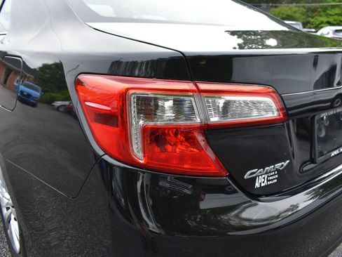 Used 2014 Toyota Camry FWD image 28