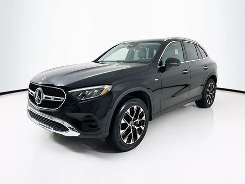 Certified 2025 Mercedes-Benz GLC 350e 4MATIC image 3