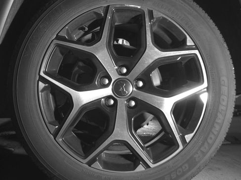 Used 2025 Jeep Compass Limited image 14