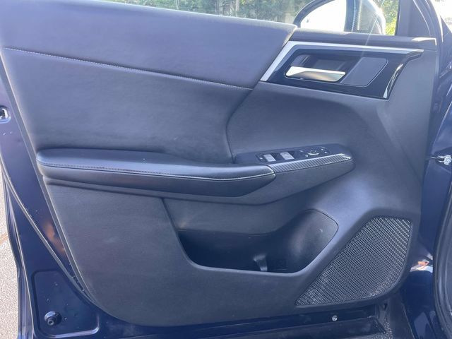 Used 2022 Mitsubishi Outlander SE AWD/4WD image 15