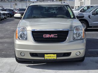 Used 2014 GMC Yukon XL SLT video 2