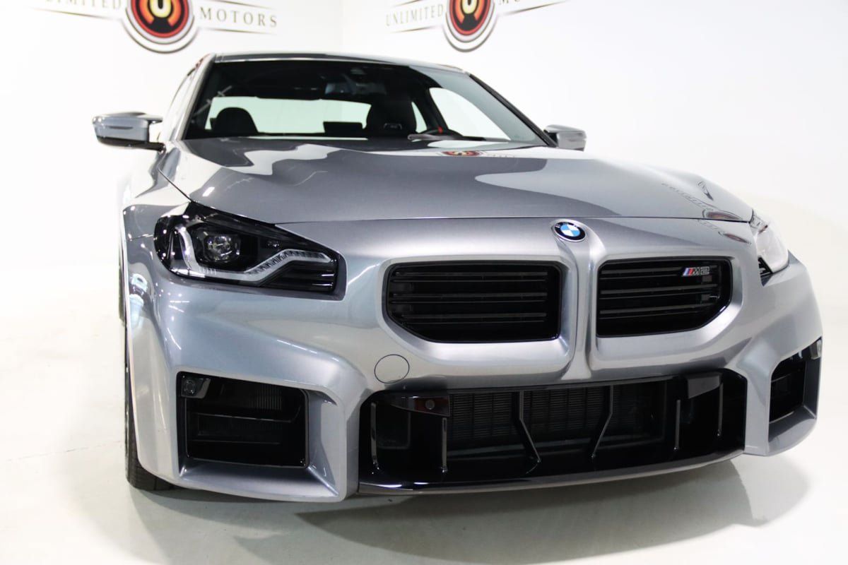 Used 2025 BMW M2 w/ Lighting Package RWD image 31