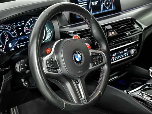 Used 2018 BMW M5 w/ Executive Package image 25