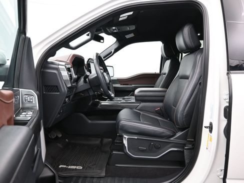 Used 2023 Ford F150 Lariat w/ Max Trailer Tow Package AWD/4WD image 9