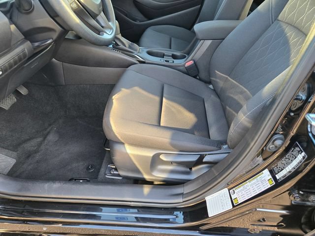 Certified 2025 Toyota Corolla LE FWD image 22