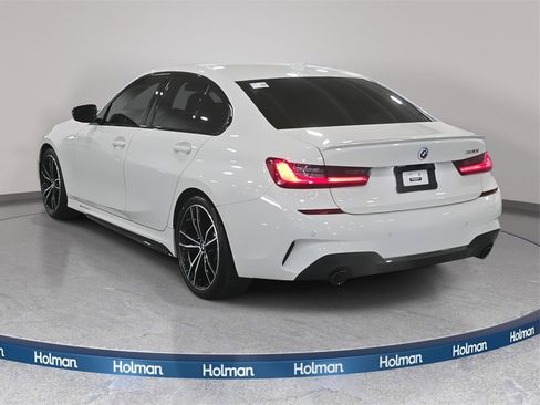 Certified 2022 BMW 330i Sedan w/ M Sport Package image 7