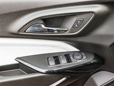 Used 2025 Chevrolet Trax LT w/ LT Convenience Package image 22