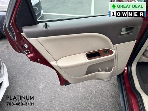 Used 2008 Ford Taurus SEL FWD image 12