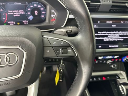 Used 2022 Audi Q3 2.0T Premium w/ Convenience Package image 16