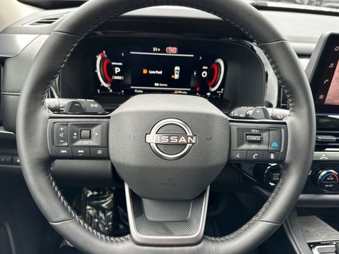 New 2026 Nissan Pathfinder SL AWD/4WD image 24