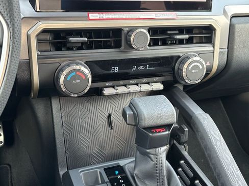 Used 2026 Toyota Tacoma TRD Sport image 21