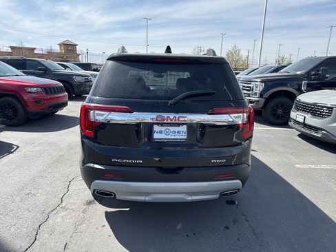 Used 2021 GMC Acadia SLE w/ Driver Convenience Package image 6