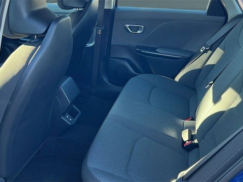 New 2025 Kia K4 LXS image 9