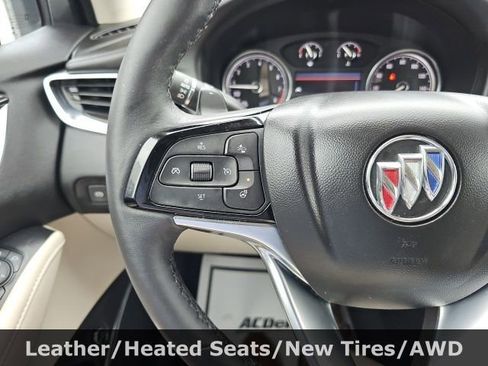 Used 2022 Buick Enclave Essence image 21