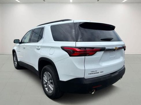 Used 2023 Chevrolet Traverse LT image 6