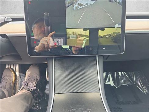 Used 2018 Tesla Model 3 Long Range image 20