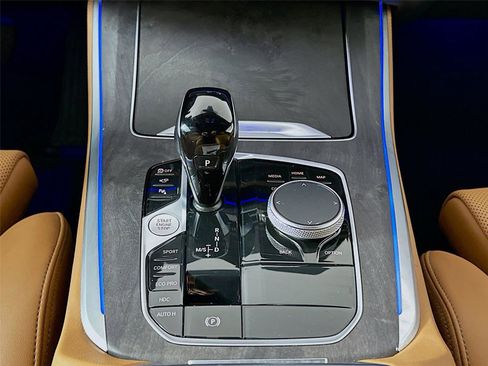 Certified 2023 BMW X5 xDrive40i w/ Climate Comfort Package image 17