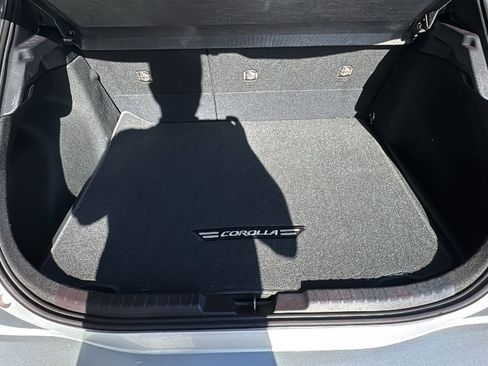 Used 2021 Toyota Corolla SE w/ Carpet Mat Package (TMS) FWD image 24
