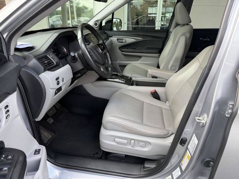 Used 2021 Honda Pilot Special Edition image 10