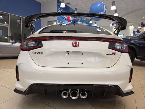 New 2026 Honda Civic Type R image 12