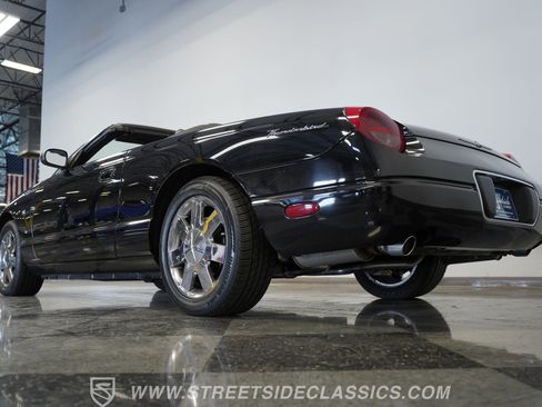 Used 2003 Ford Thunderbird image 35
