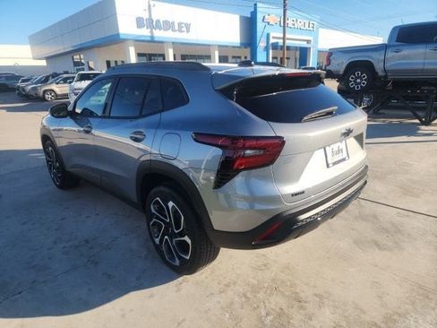 New 2026 Chevrolet Trax RS image 6