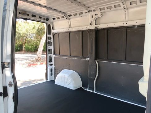 Used 2019 RAM ProMaster 2500 FWD image 14