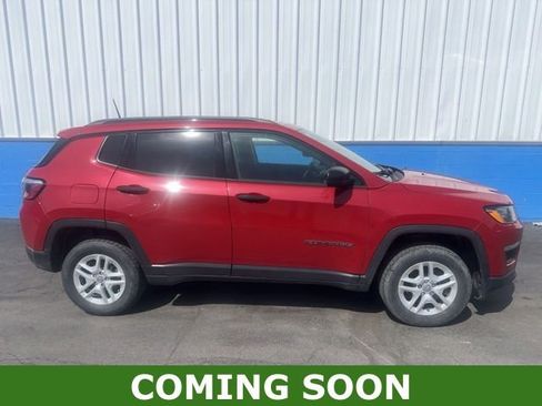 Used 2018 Jeep Compass Sport w/ Cold Weather Group AWD/4WD image 1