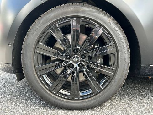 Used 2024 Land Rover Range Rover Autobiography AWD/4WD image 14