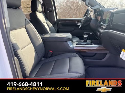 New 2026 Chevrolet Silverado 1500 RST w/ Redline Edition image 42