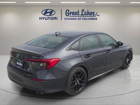 Used 2023 Honda Civic Sport image 5