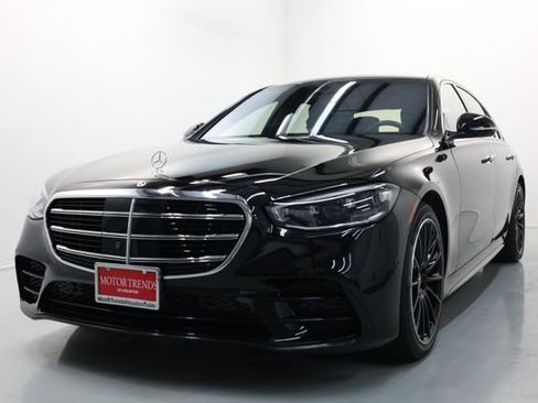 Used 2022 Mercedes-Benz S 580 4MATIC Sedan w/ AMG Line Package image 67